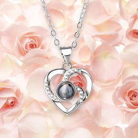 DASIAUTOEM Konservierte Rosen mit Ich Liebe Dich Halskette, Ewige Blume Rose Geschenkbox, Damen Halskette Geschenke, Rosenbox für Frauen Mama Freundin Geburtstag Geschenk Weihnachten Jubiläum