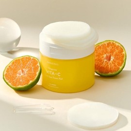 Green tangerine pad, vitamin C pad, whitening, blemishes, dirt, youth acne, pore tightening, soothing moisture, 70 sheets / 청귤패드 비타민C패드 미백 잡티 닦토 청소년 여드름 모공수축 진정 수분 70매