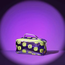 Beauty Creations - Cosmetiquera, Goosebumps P-Ouch Glow Vinyl Bag, Bolsa de Maquillaje de Vinilo, Apertura Plana, Brilla en la Oscuridad, 20 cm x 15 c
