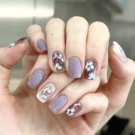 SINHOT Flower Press on Nails Medium Square Fake Nails Glossy Glue on Nails Purple Acrylic Nails White Flowers Arificial Nails Stick on False Nails with Design 24 pcs