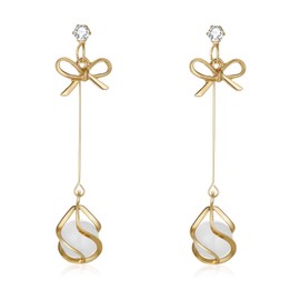 Butterfly and Flower Earrings, Lightweight, Whole Day Wear, Forest Feeling, Kruckel (honey)