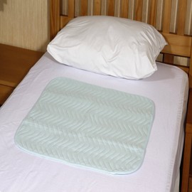 Community 60 x 60cms, 23.5" x 23.5", Washable Reusable Absorbent Bed Pad