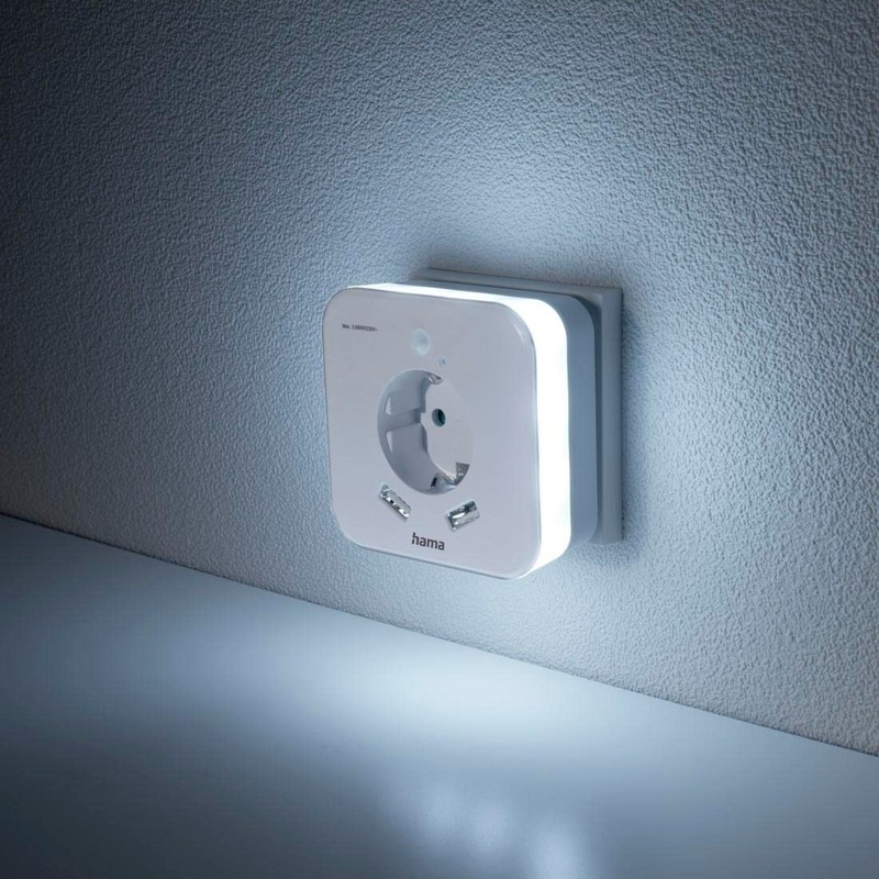 Hama LED Night Light with Socket, 2 USB A Outputs,