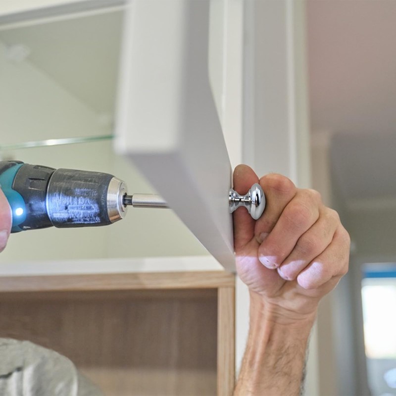 Qancekoo 4pcs 1" Silver Cabinet Door Knobs with Screw, Stylish