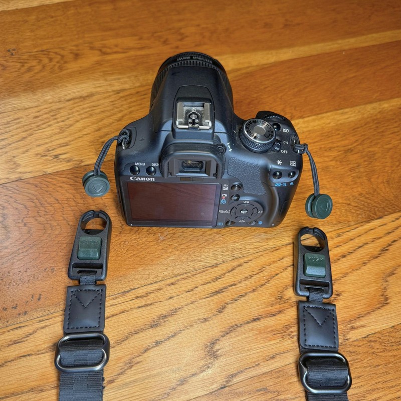 VANGUARD VEO OPTIC GUARD Quick Release Camera/Binocular Neck Strap -