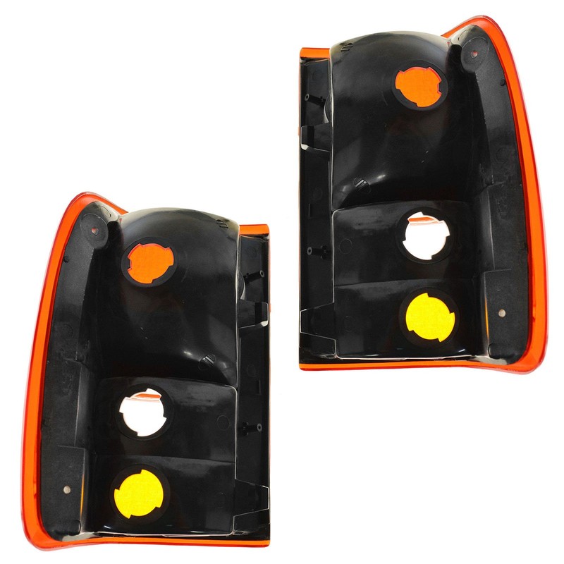 TRQ 2 Piece Driver & Passenger Side Tail Light Assembly