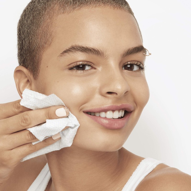 Olay Daily Facials Water Activated Dry Wipes, Oily Combination Skin,