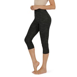 ODODOS Women's High Waisted Yoga Capris with Pockets,Tummy Control Non See Through Workout Sports Running Capri Leggings, Emboss Camo Black, X-Large