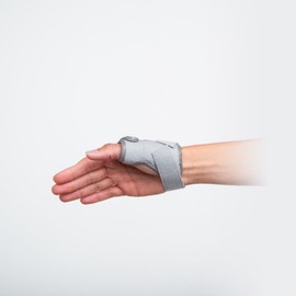 Chrisofix Thumb Orthosis, For First Aid and Fixation of the Metacarpophalangeal Joint of the Thumb, X-Ray Transparent, Medium
