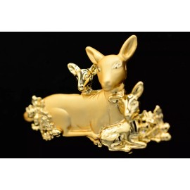 Danecraft Vintage Deer Pin Brooch Doe Brushed Gold Christmas Signed NOS 1980s