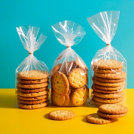 Kyswwellbag Cellophane Bag 100Pcs 6X10 Treat Bags with Ties Goodie Bags Clear Plastic Bag for Packaging Favor Gift Cookie Candy Bakery