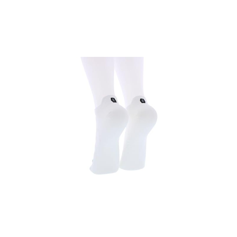 On Women's Performance Low Sock, White/Ivory, M