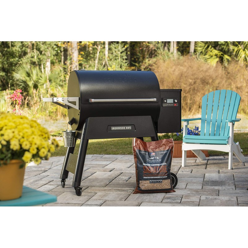Traeger Grills Signature Blend 100% All-Natural Hardwood Pellets for Grill