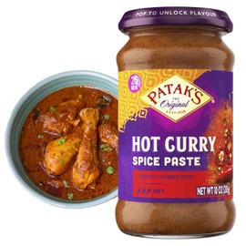 Patak’s Hot Curry Spice Paste - Hot Indian Cooking Paste with Freshly Ground Spices - Ideal for Chicken, Vegetables, and One-Pot Meals - Spicy Curry Base - 10oz Jar (Pack of 1)