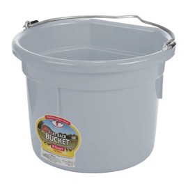 Little Giant® Flat Back Plastic Animal Feed Bucket | Animal Water and Feed Bucket with Metal Handle | 8 Quarts | Cool Gray
