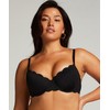Hunkemöller Scallop Padded Underwire Bikini Top, nero