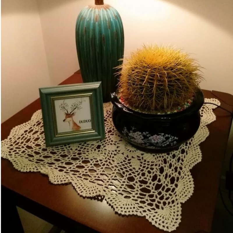 Yizunnu Vintage Hand Crochet Lace Doily Square Cotton Table Cover