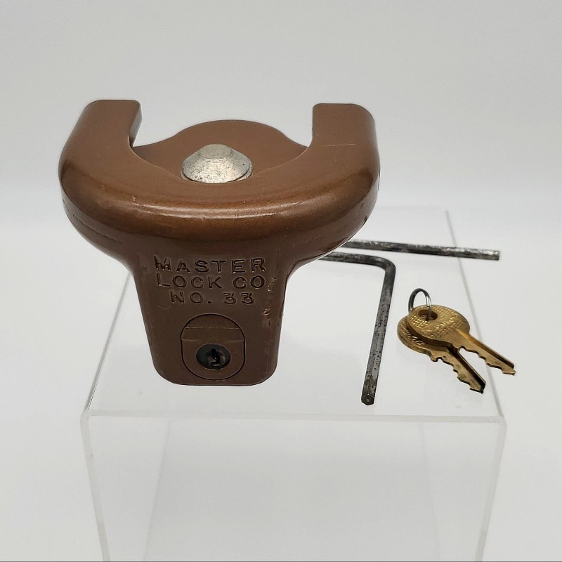 Master Lock Trailer Lock No 33 For 1-7/8" Couplers Acme,