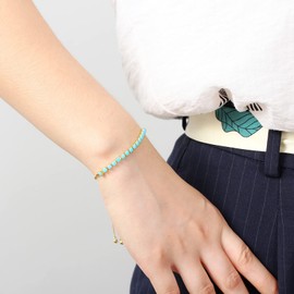 Fivoilin Tennis Bracelets for Women, Dainty 18K Gold Plated Cubic Zirconia Classic Adjustable Slider Bracelet Fashion Jewelry Gift for Her Birthday Valentines' Day Wedding Party Prom Graduation,