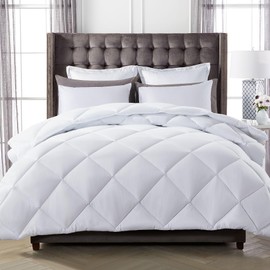 Decroom Lightweight Twin Comforter Set with 1 Pillow Sham - 2 Pieces Set - Quilted Down Alternative Comforter/Duvet Insert for All Season - White - Twin/Twin XL Size