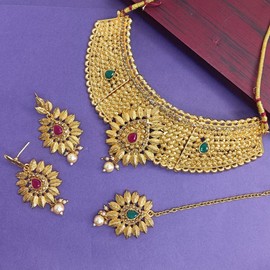 Efulgenz Gold Tone Choker Indian Jewelry Sets for Women Traditional Crystal Kundan Stone Pearl Wedding Choker Necklace Earrings Maang Tikka Jewelry Set Indian Bridal Jewelry