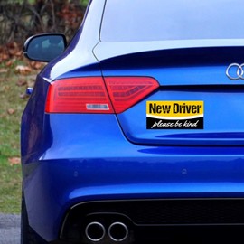 Freevana New Driver Please Be Kind Magnet | Easily Removable for Instant Transfers Between Cars + Keep Your Student Driver Safe with a Design That's Not Embarrassing (7.5 X 3.75 Inch)