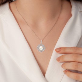 Franki Baker Natural White Pearl Pendant Necklace in Pretty Knot Design 925 Sterling Silver Chain. Length: 55cm