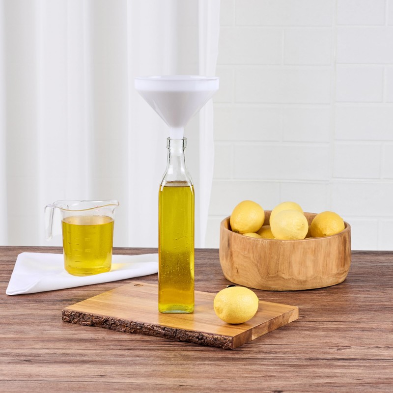 Restaurantware-Met Lux 16-Ounce Plastic Funnel, 1 Plastic Funnel - Precise