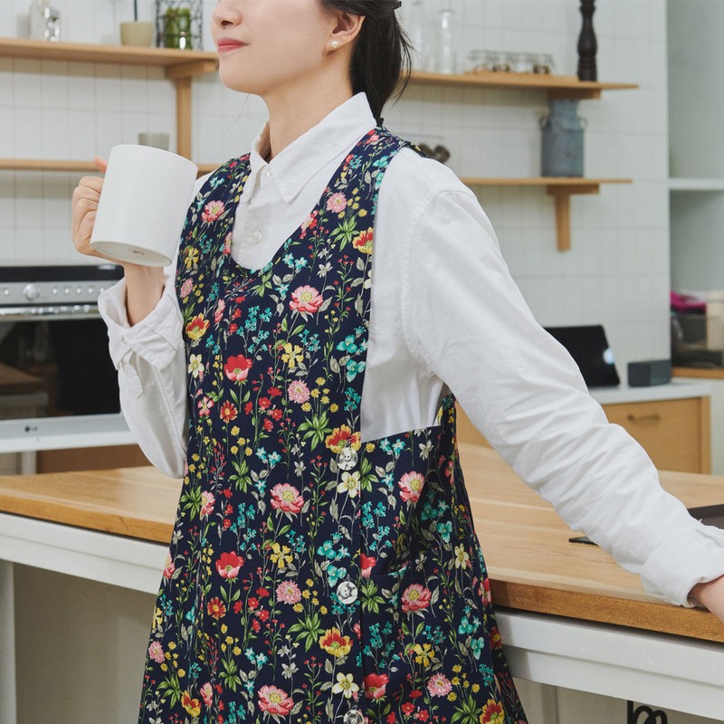 Cotton bunch happiness apron, maroon wildflowers / 목화송이 행복앞치마, 밤색들꽃