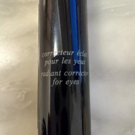 Cle De Peau Beaute new Cle De Peau Beaute Radiant Corrector for Eyes Liquid Concealer  HAZELNUT