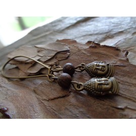 ★ NATUR SAMEN & BRONZE BUDDHA ★ Ohrringe & Kidney-Haken