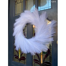 Faux Pampas Grass Wreath – Fluffy Artificial Look – Hanging Wall or Door Décor – Christmas Decoration, Artificial Foliage – Indoor and Outdoor Use. – by TRIXES