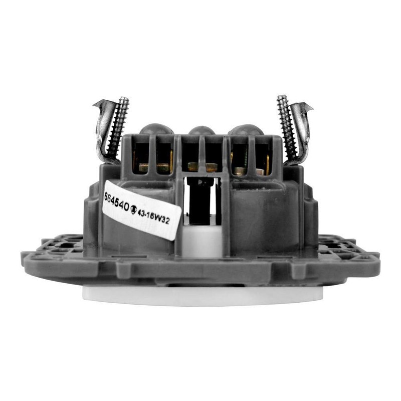 Niloe 764527 Socket 2P + Z 16A French / Belg