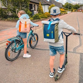 Johnny Urban Rucksack Kinder Jungen & Mädchen Grün - Junior Aaron - Kinderrucksack mit Brustgurt - Aus recyceltem Material - Ab 3 Jahre - 8L - Wasserabweisend