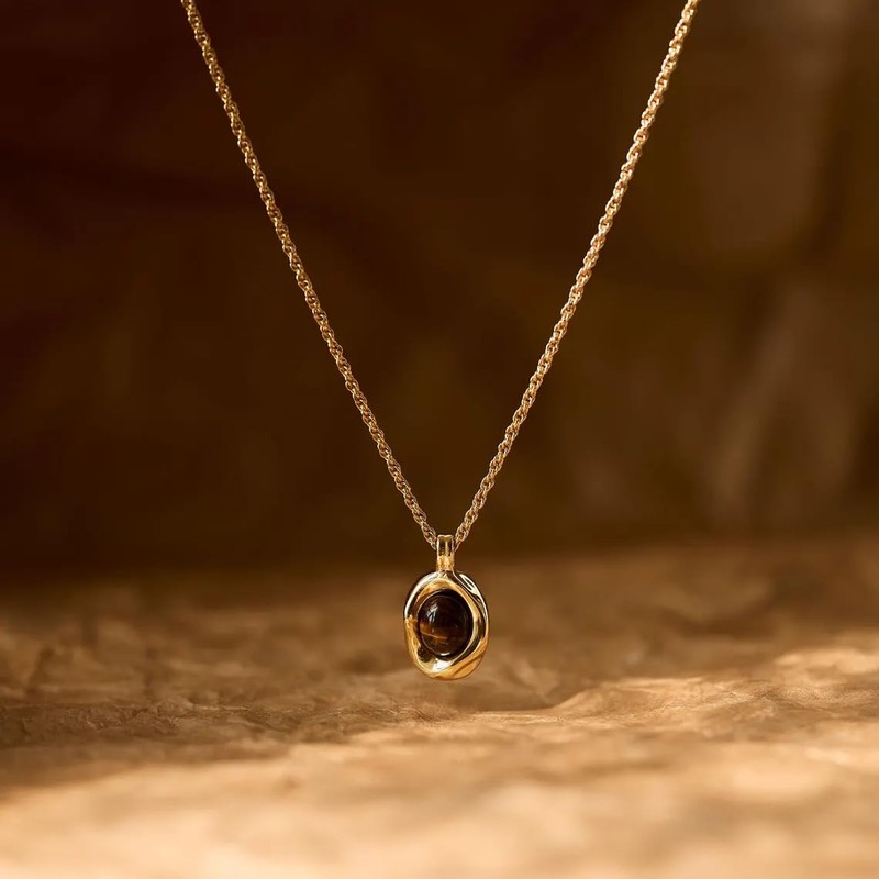 Moonffay Natural Tiger Eye Necklace, Gold Stone Pendant Necklace, Vintage