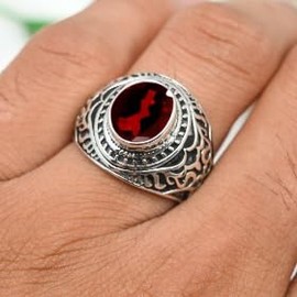 SILVERTROVE Granat Edelstein Sterling Silber Stilvoller Handgefertigter Band Ring Geschenkartikel für Männer und Frauen in allen Größen Schmuck CRG1219AB23_(69 (22.0))