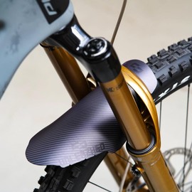 unleazhed Screw-On Mudguard, M01 Bolt On Mudguard, Made in Germany, for Fox and Rockshox