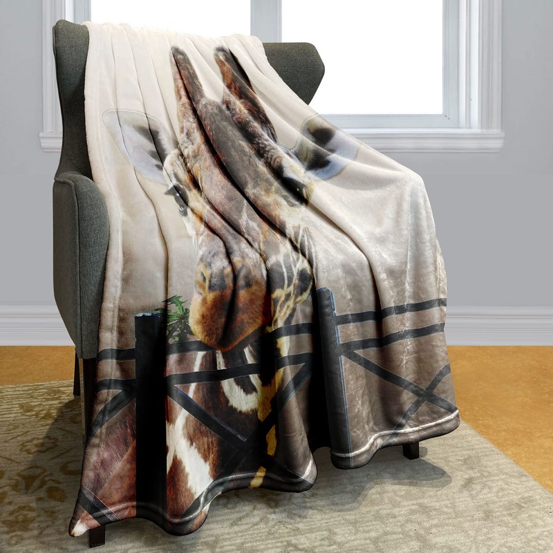 Zomer Fluffy Blanket Printed with Giraffe Motif, Grey, 150 x