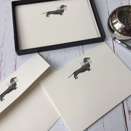 Wagtail Designs Notelets with a Dachshund Illustration in a lovely Black Box with Ribbon (choose 10 or 20 cards with envelopes) (20)
