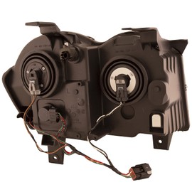 HEADLIGHTSDEPOT Chrome Housing Halogen Headlight Compatible with Jeep Grand Cherokee 2005-2007 Includes Left Driver Side Headlamp