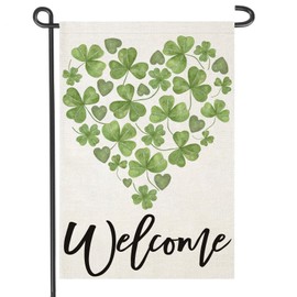 Fapulee Welcome St. Patrick's Day Garden Flags for Outside, Seasonal Lucky Sharmrocks Clover Love Heart Decorations, Small Spring Irish Decor for Yard Outside Outdoor Anniversary 12x18 Inch Double Sided
