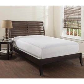 Mastertex Microfiber Fitted Mattress Pad Quilted Hypoallergenic and Breathable Stretches to 18 Inches, 78x80 (King), White