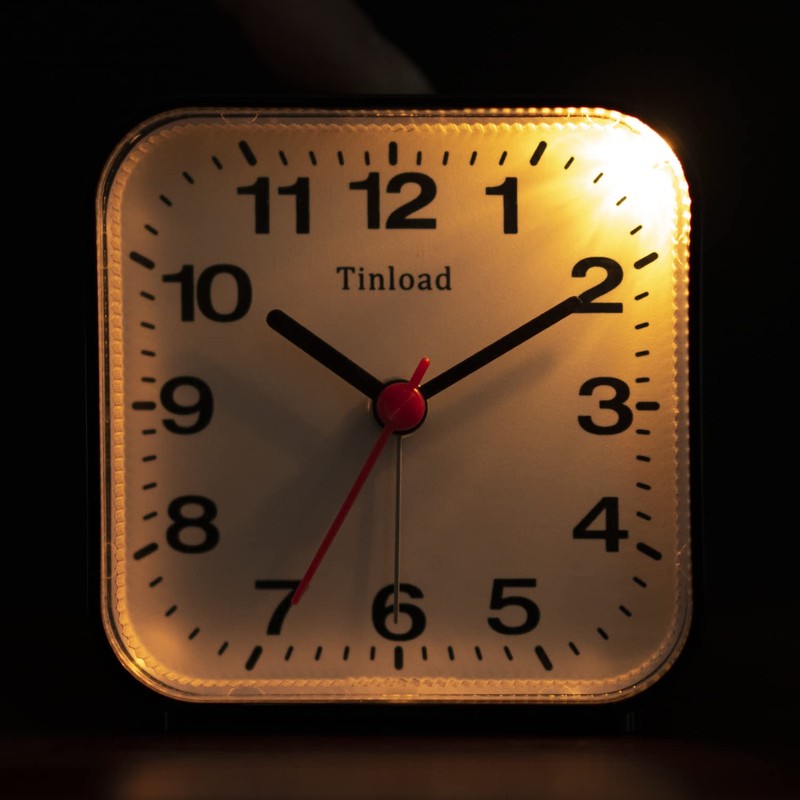 Tinload Small Battery Analog Alarm Clock Silent Non Ticking, Ascending