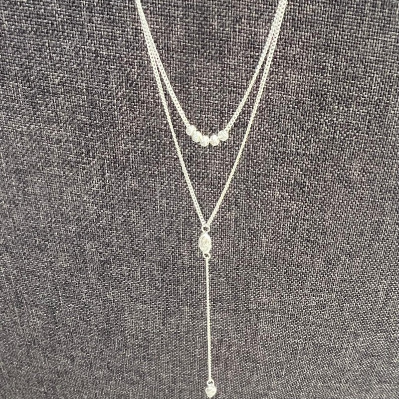 Agalea | Collar Corbatero de Plata Ley .925 con Dijes