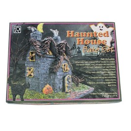 R & M Haunted House Gingerbread Bake Set
