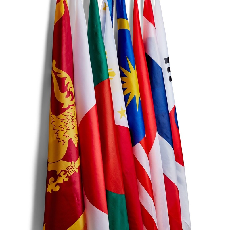 Runesol Kuwait Flag, 91x152cm, 3ft x 5ft, 4 Grommets, Eyelet