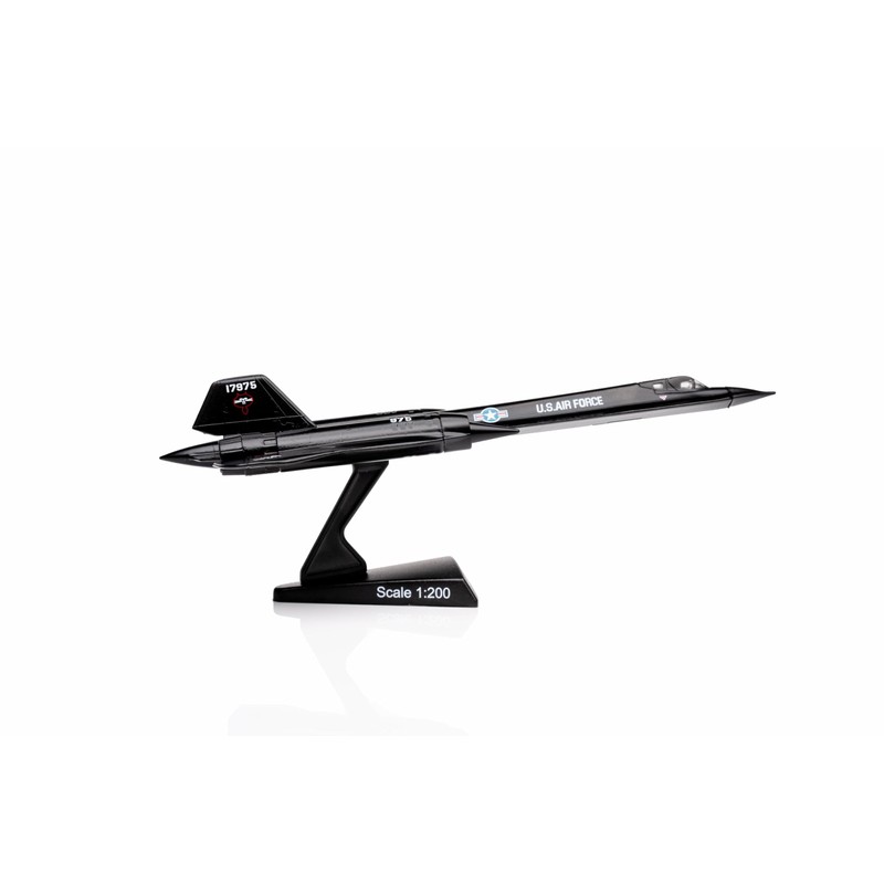 SR-71 Blackbird Die-Cast Metal Model – 1:200 Scale Strategic Reconnaissance