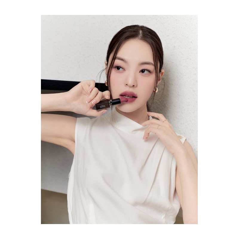 Mood Wear Blur Lipstick (Choose 1 of 8 types) /