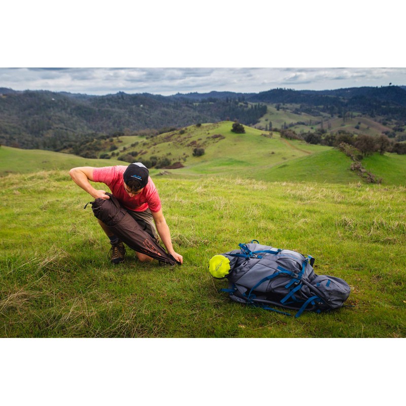 ALPS Mountaineering Lynx 2-Person Tent - Gray/Navy