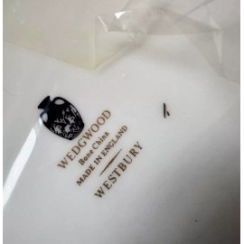 WEDGWOOD WESTBURY PATTERN 8 1/4 "DIA SALAD PLATE NEW!